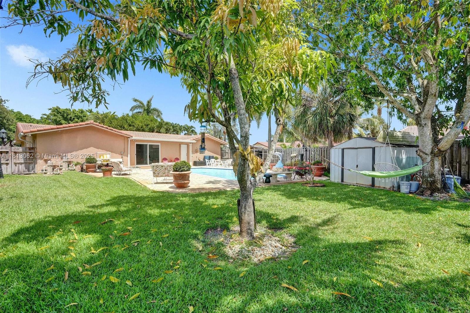 FOREST HILLS SOUTH - Residential