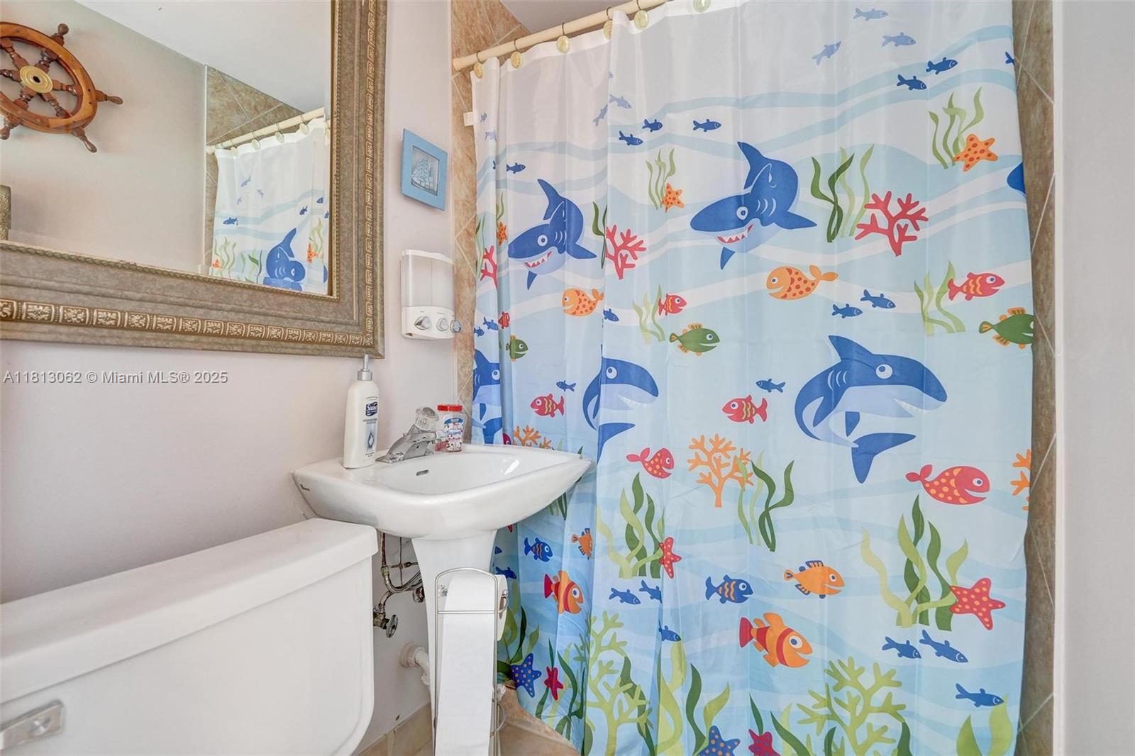 FOREST HILLS SOUTH - Residential