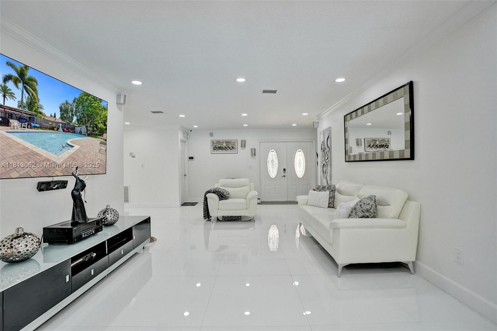 FOREST HILLS SOUTH - Residential