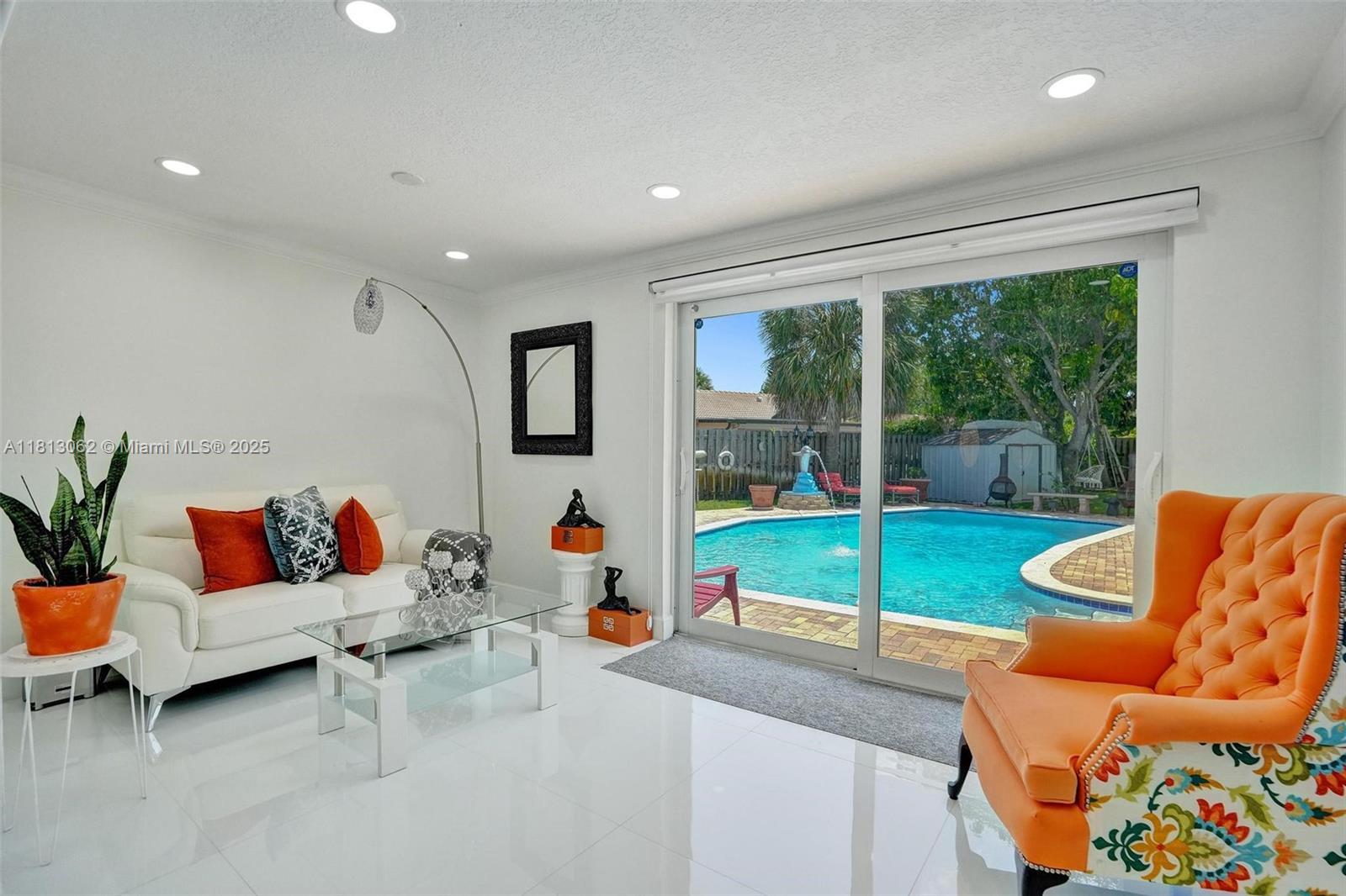 FOREST HILLS SOUTH - Residential