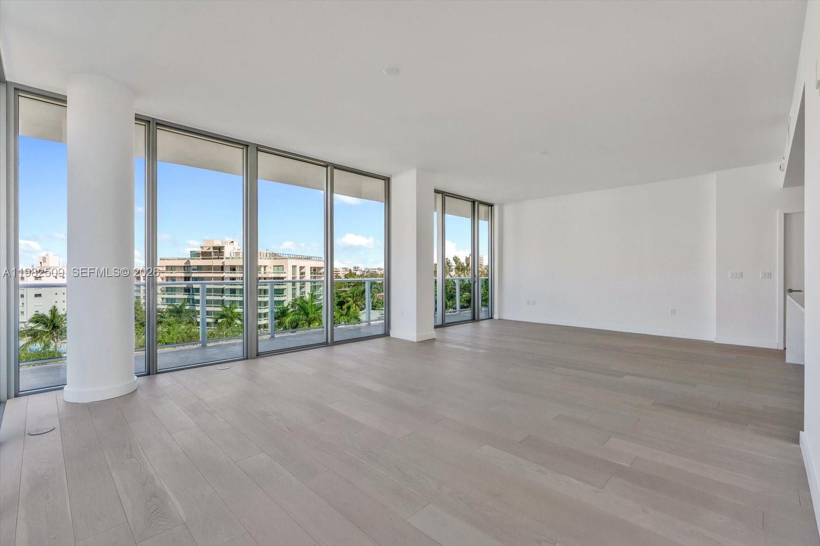 BAY HARBOR ISLAND - Residential