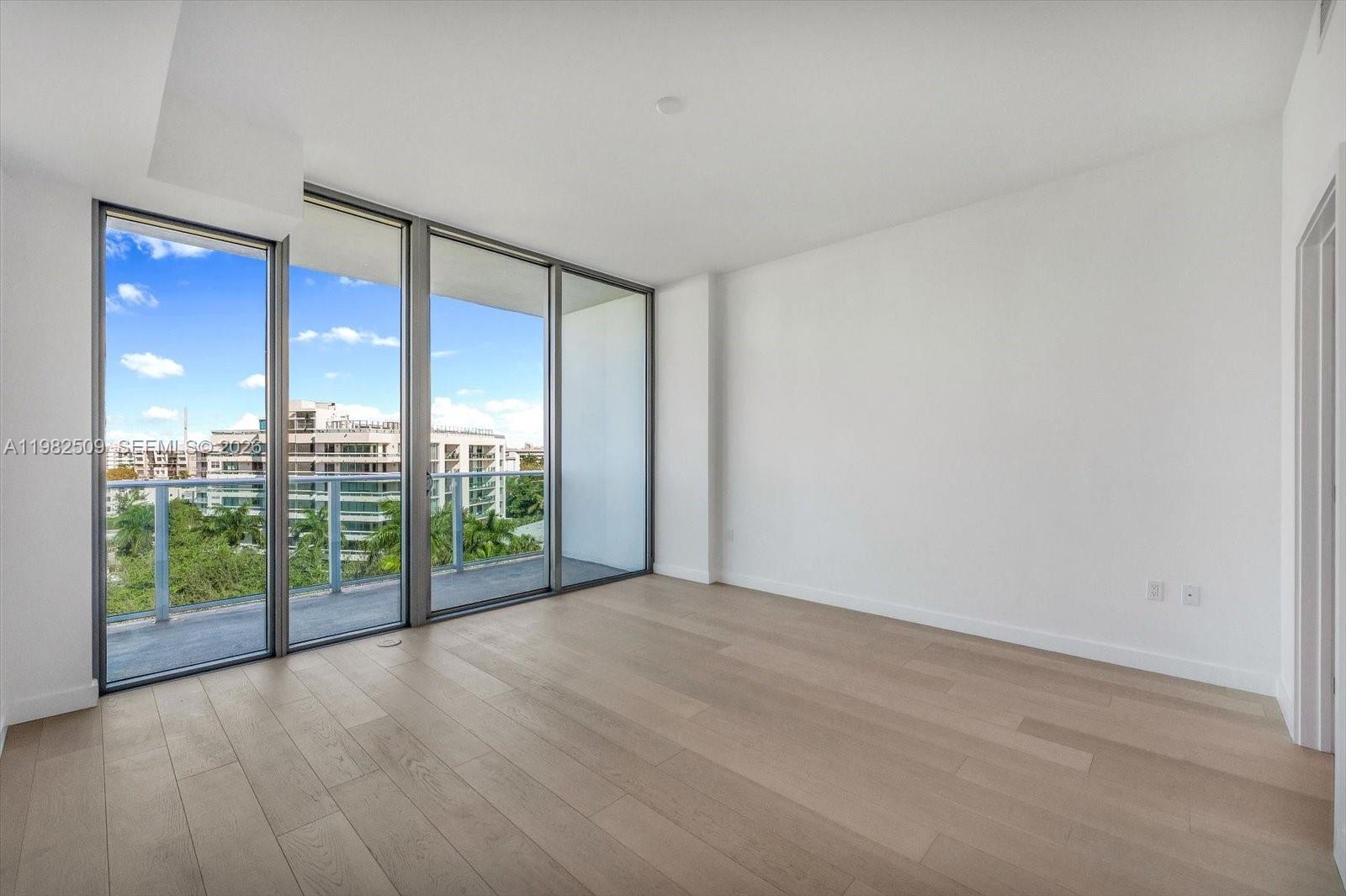 BAY HARBOR ISLAND - Residential