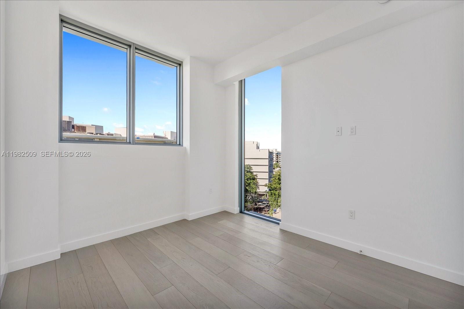 BAY HARBOR ISLAND - Residential