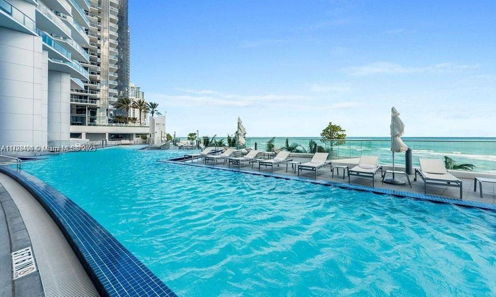 JADE BEACH CONDO - Residential Lease
