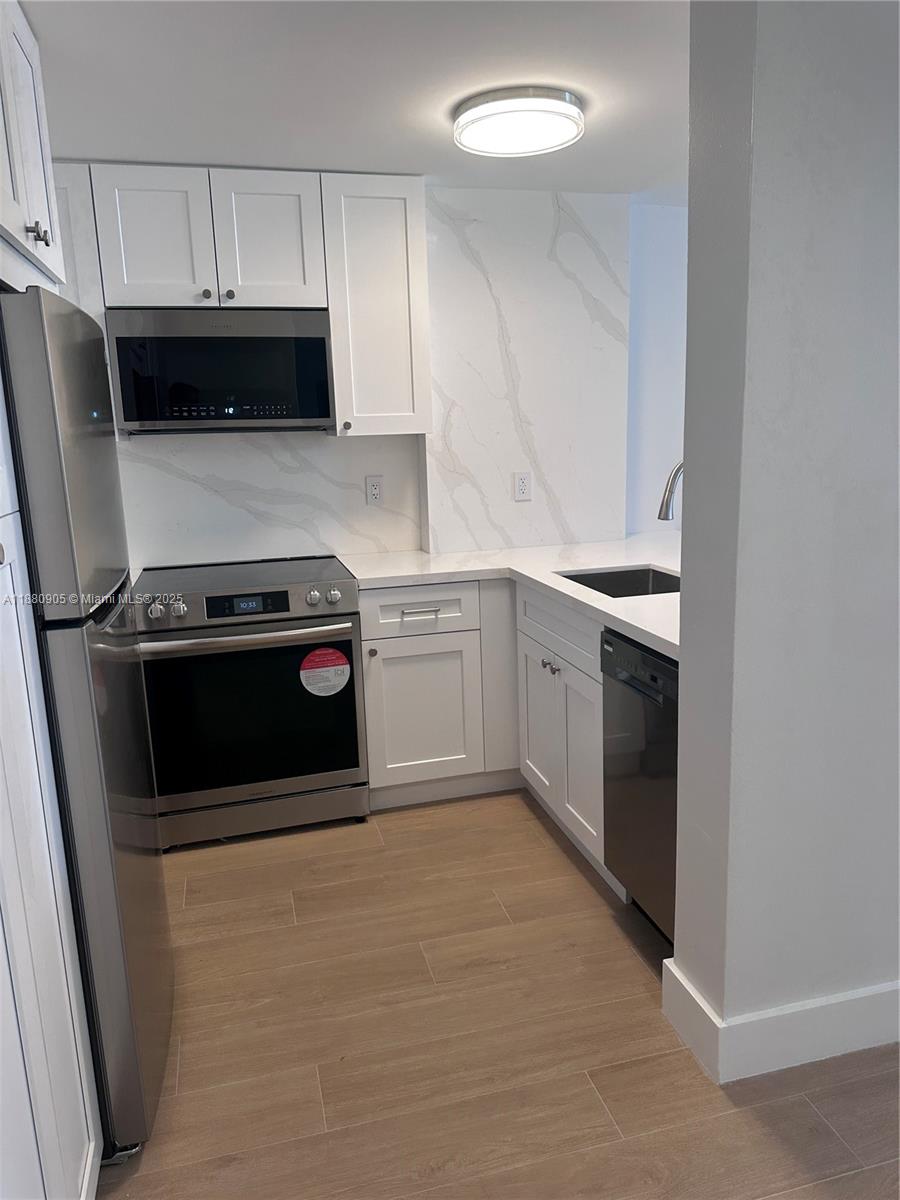 PALM GARDENS CONDO - Residential Lease