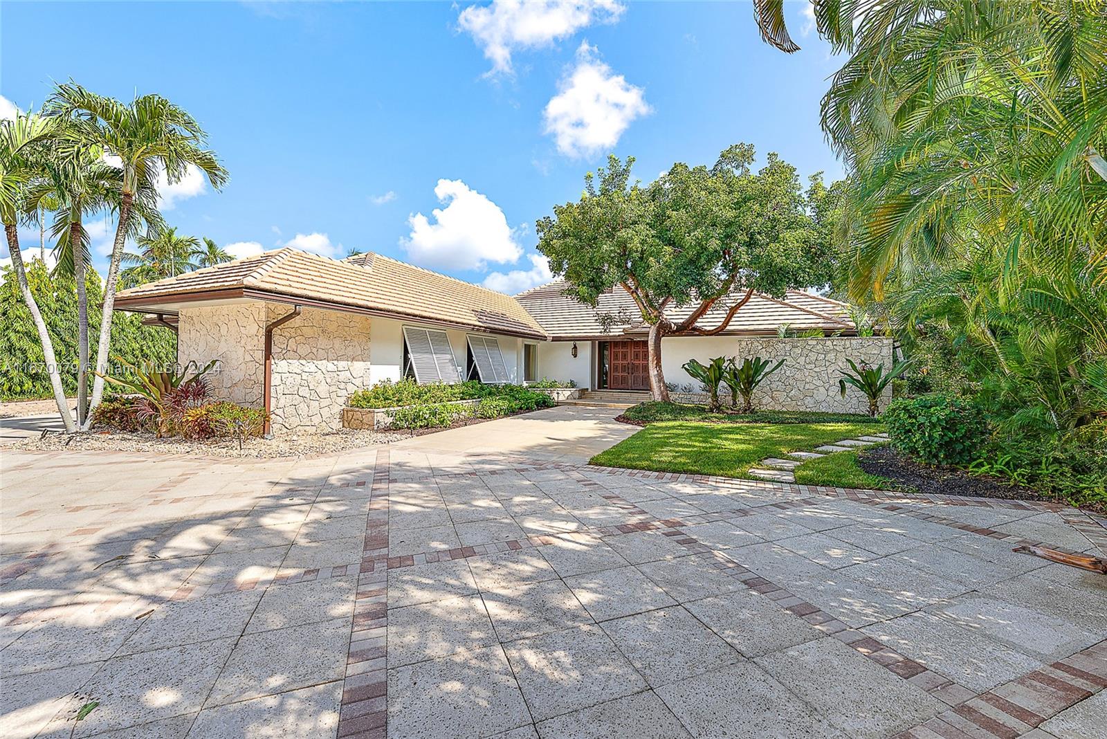 Admirals Cove - Residential