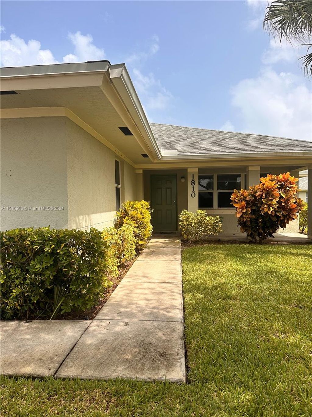 Photo of 1810 Blue Heron Ln #0, Fort Pierce, FL 34982 (MLS # A11510983)