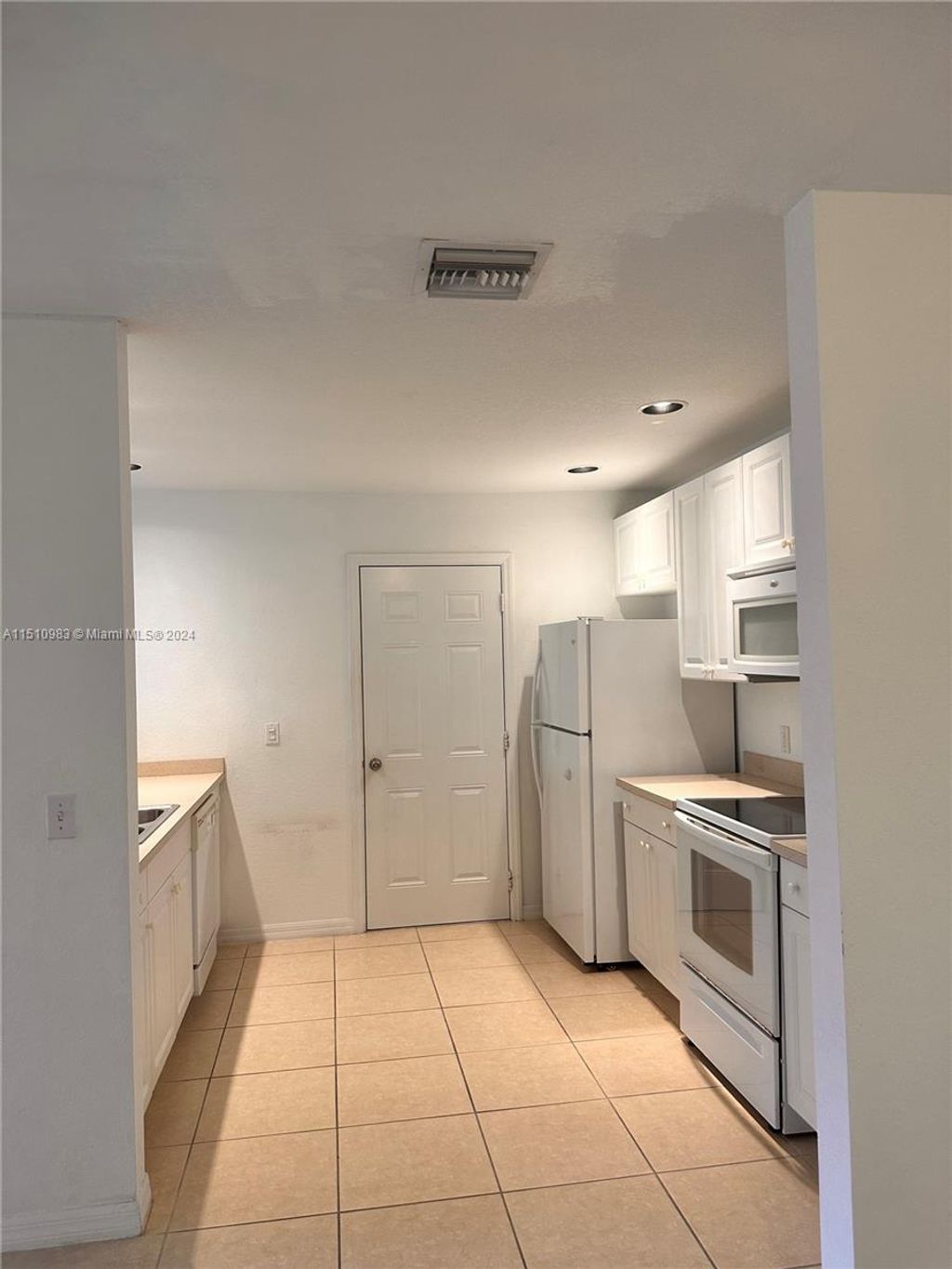 Photo of 1810 Blue Heron Ln #0, Fort Pierce, FL 34982 (MLS # A11510983)