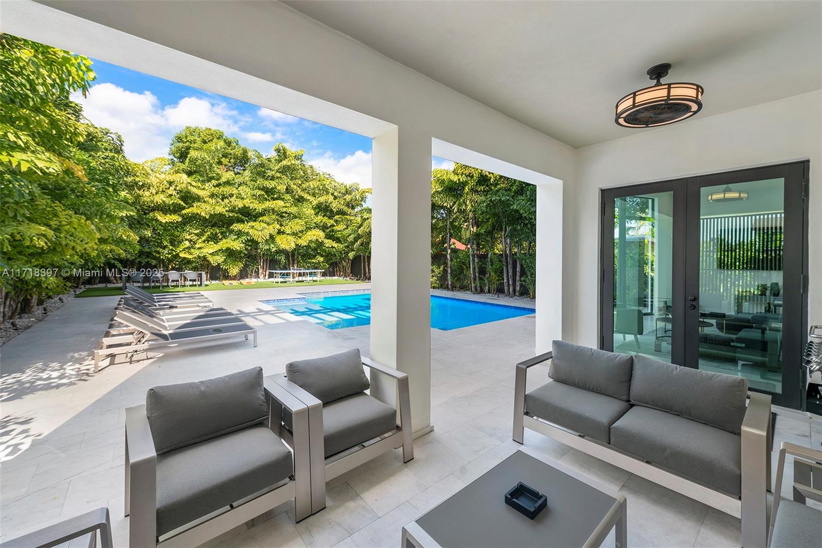 CORAL VILLAS REV - Residential