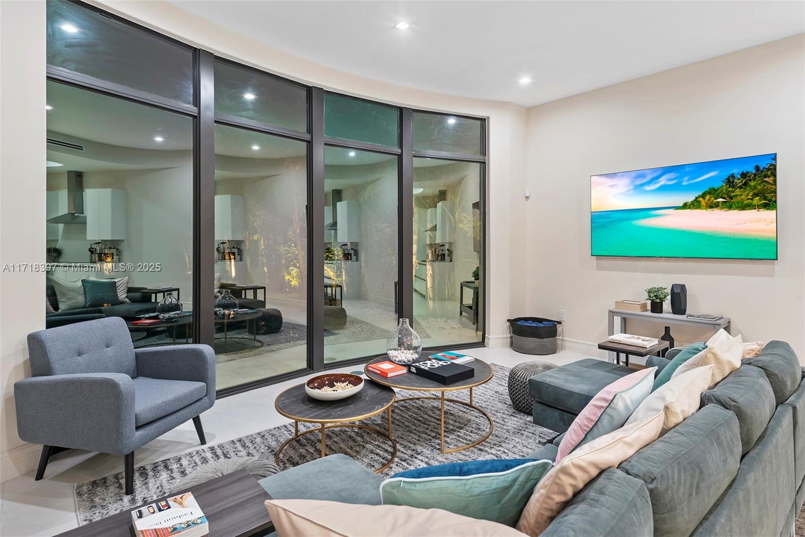 CORAL VILLAS REV - Residential
