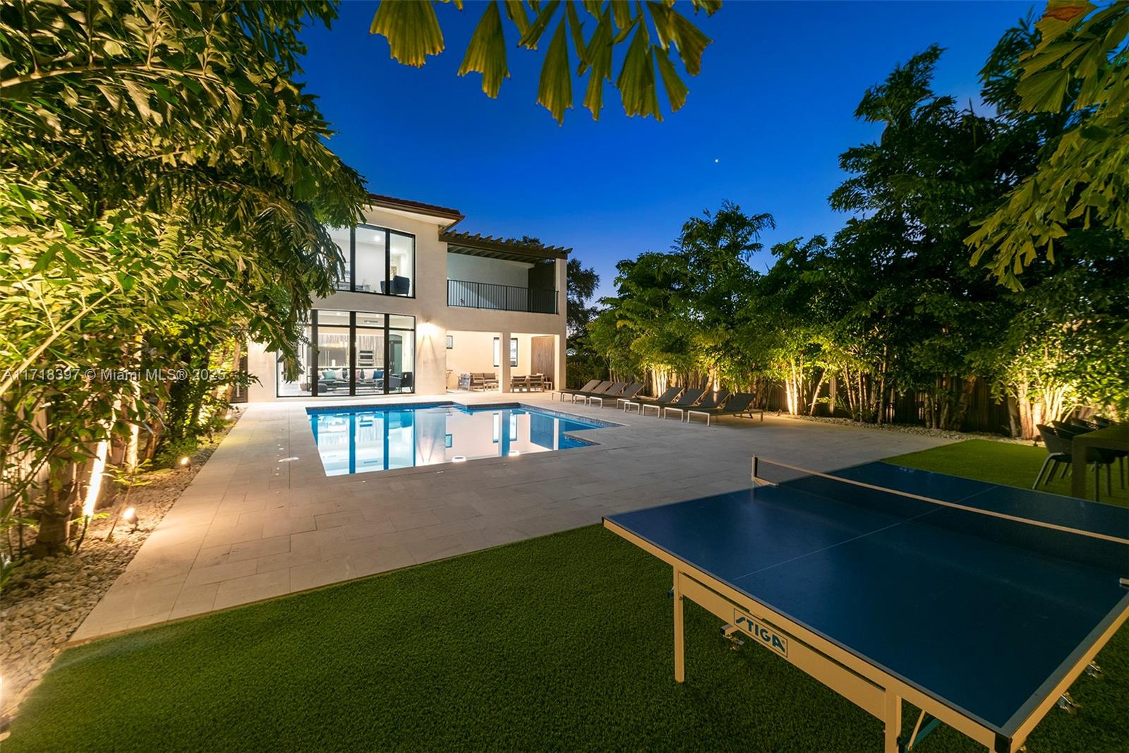 CORAL VILLAS REV - Residential