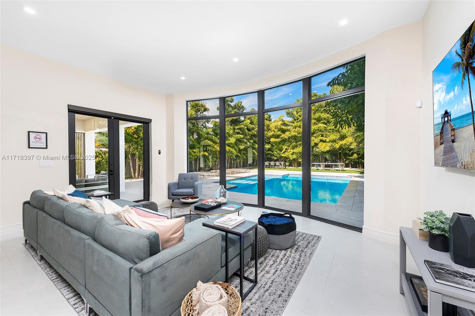 CORAL VILLAS REV - Residential