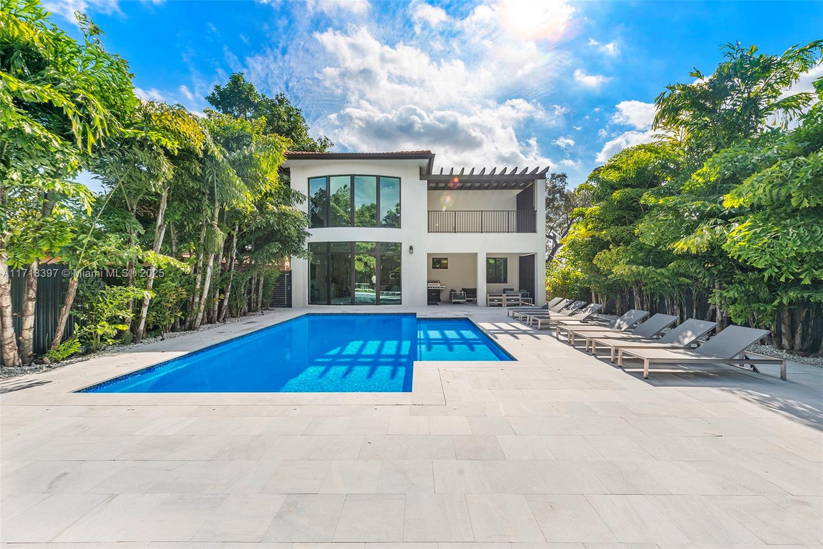 CORAL VILLAS REV - Residential