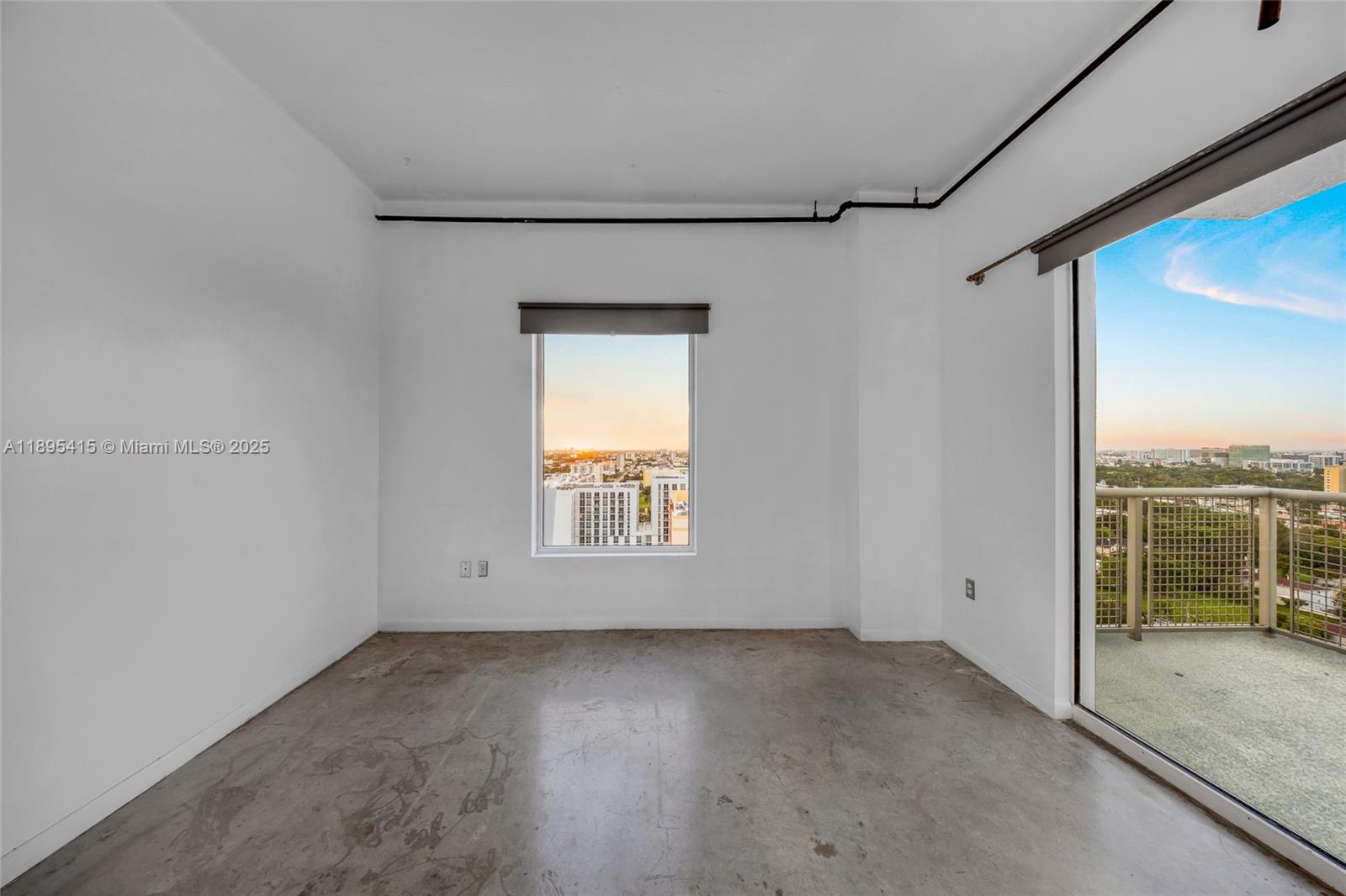 NEO CONDO - Residential