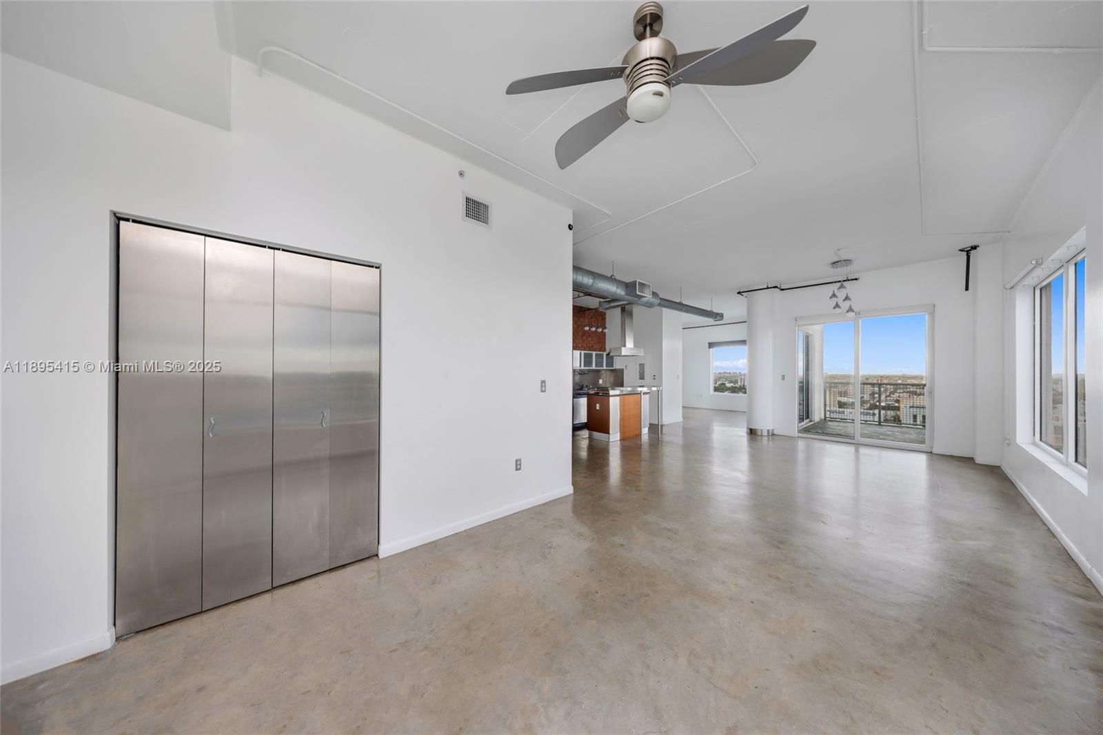 NEO CONDO - Residential