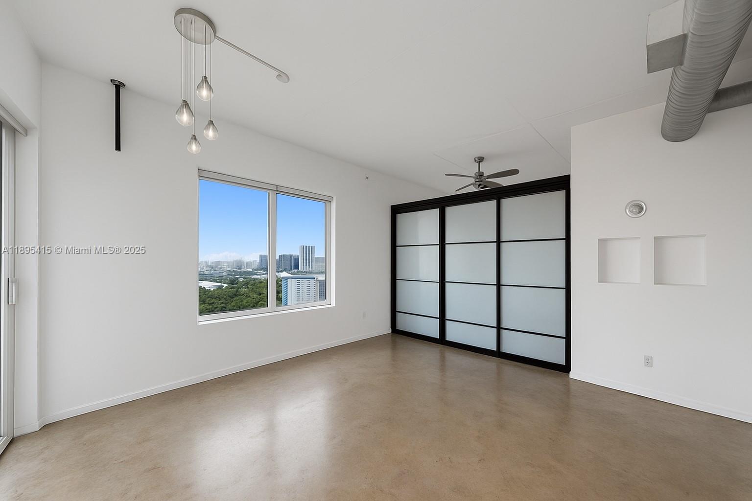 NEO CONDO - Residential