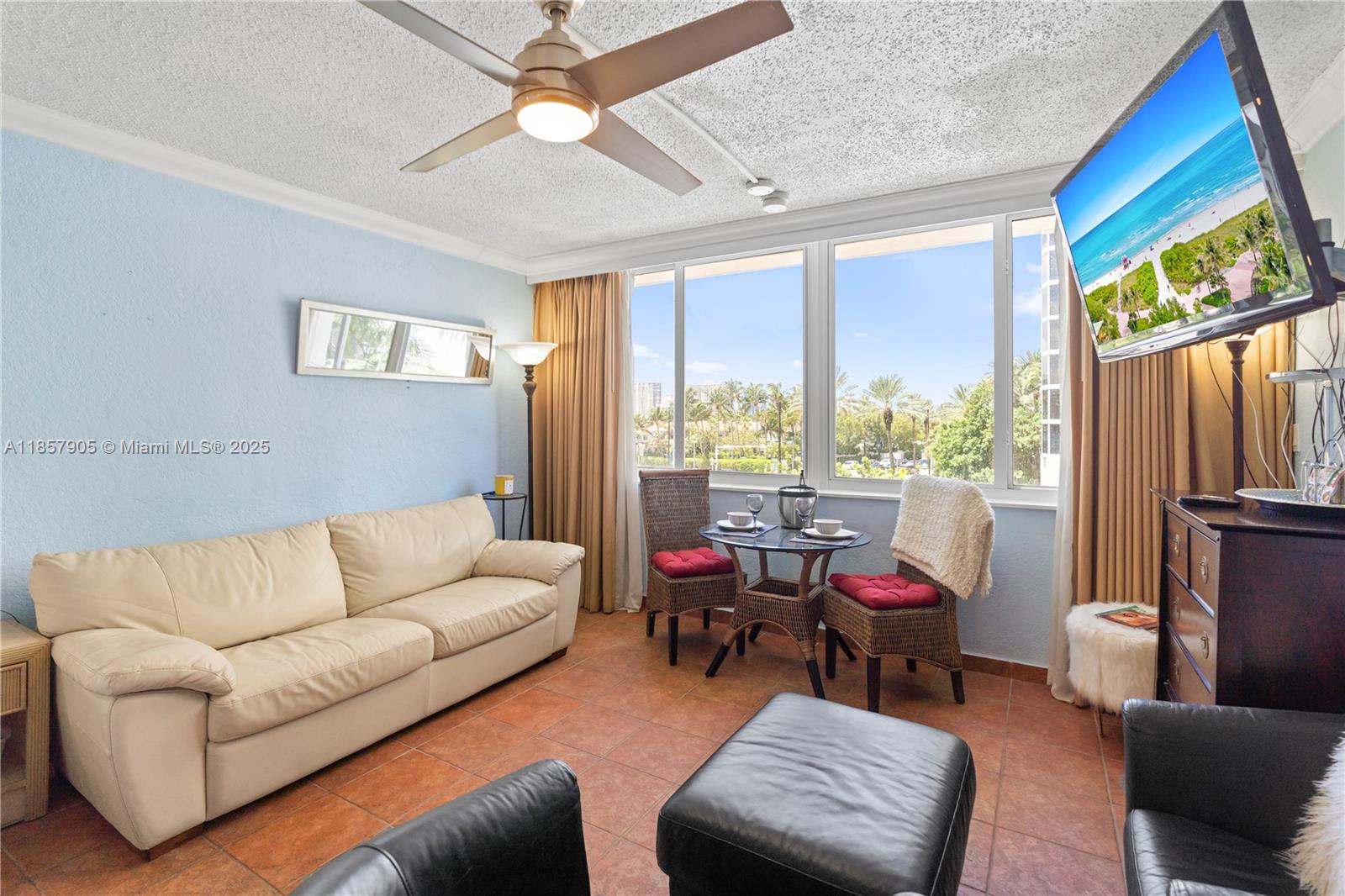 19201 Collins Ave 129