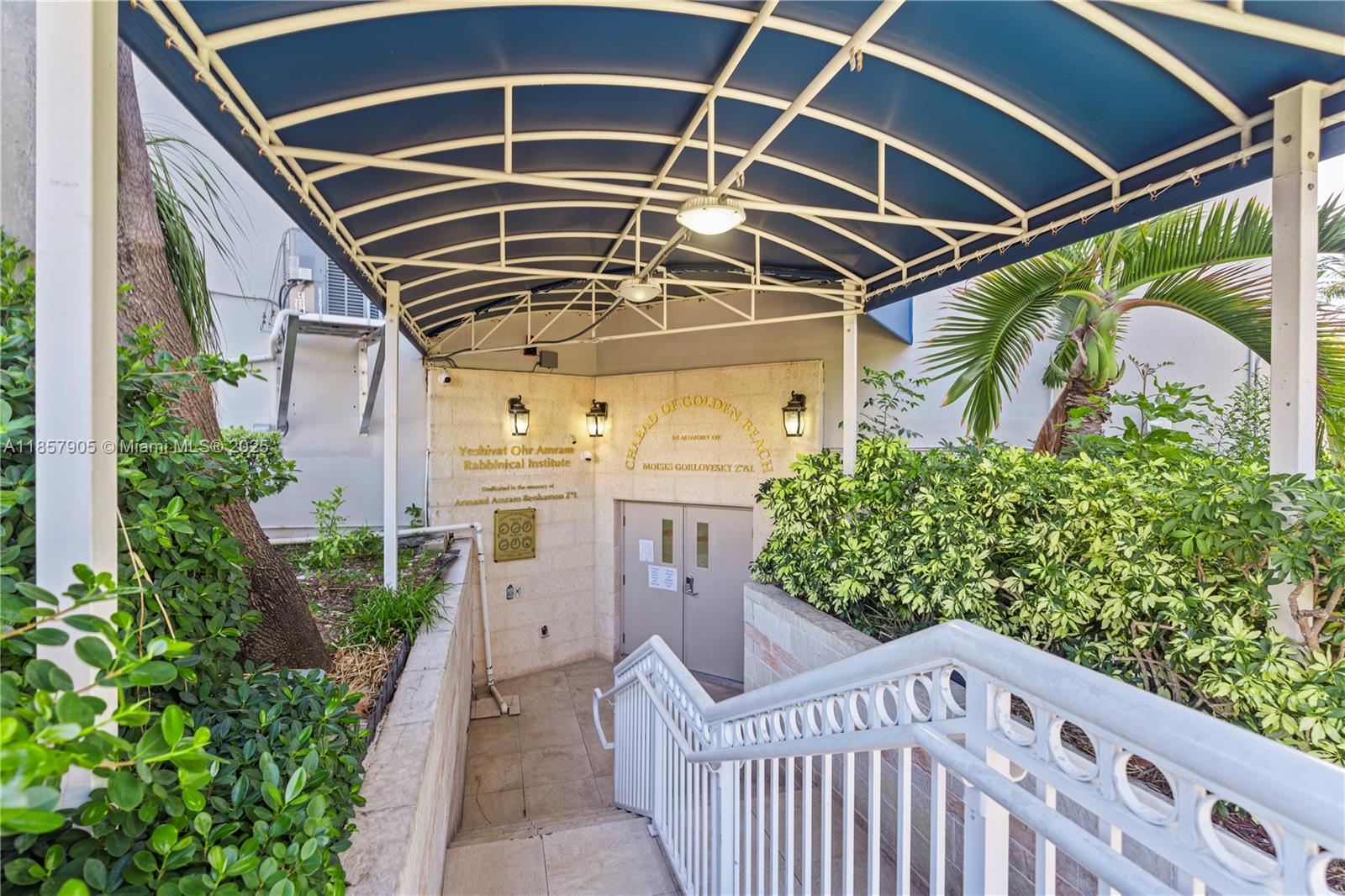 THE AVENTURA BEACH CLUB C - Residential