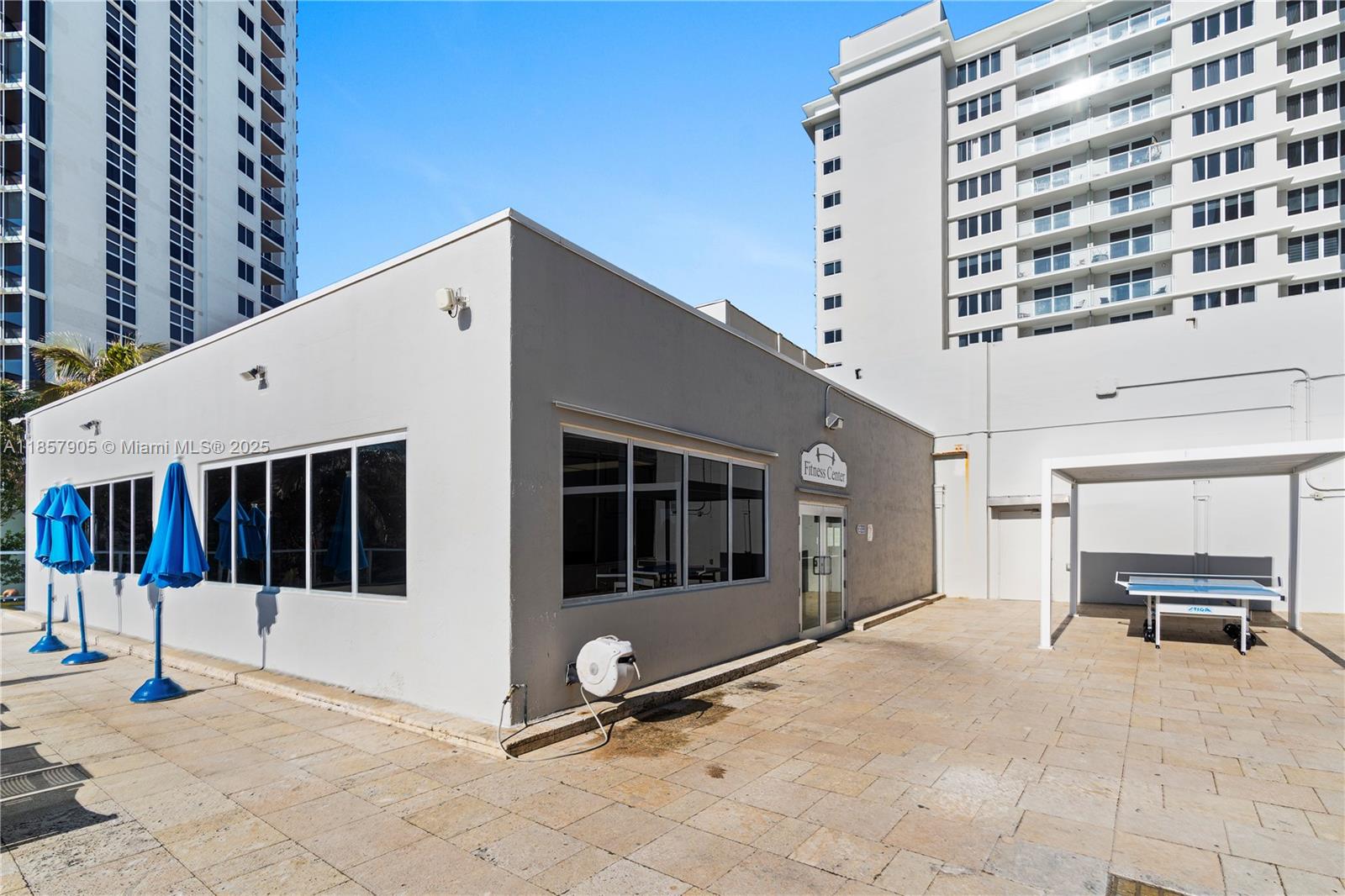 THE AVENTURA BEACH CLUB C - Residential
