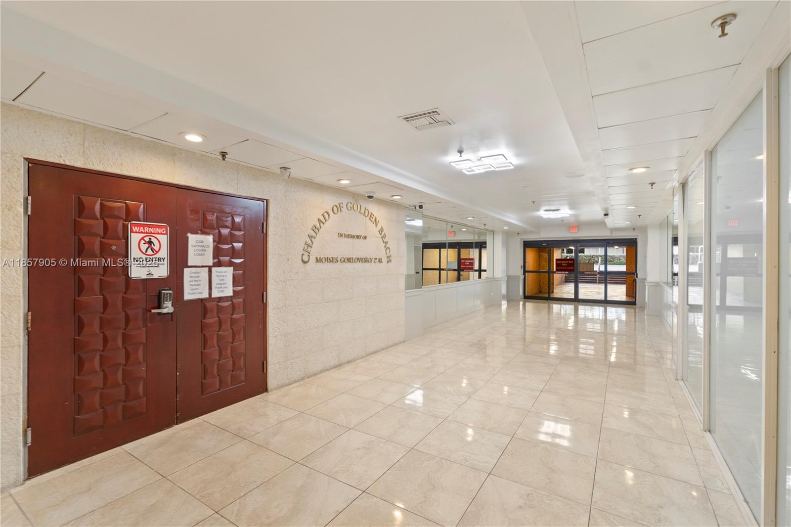 THE AVENTURA BEACH CLUB C - Residential