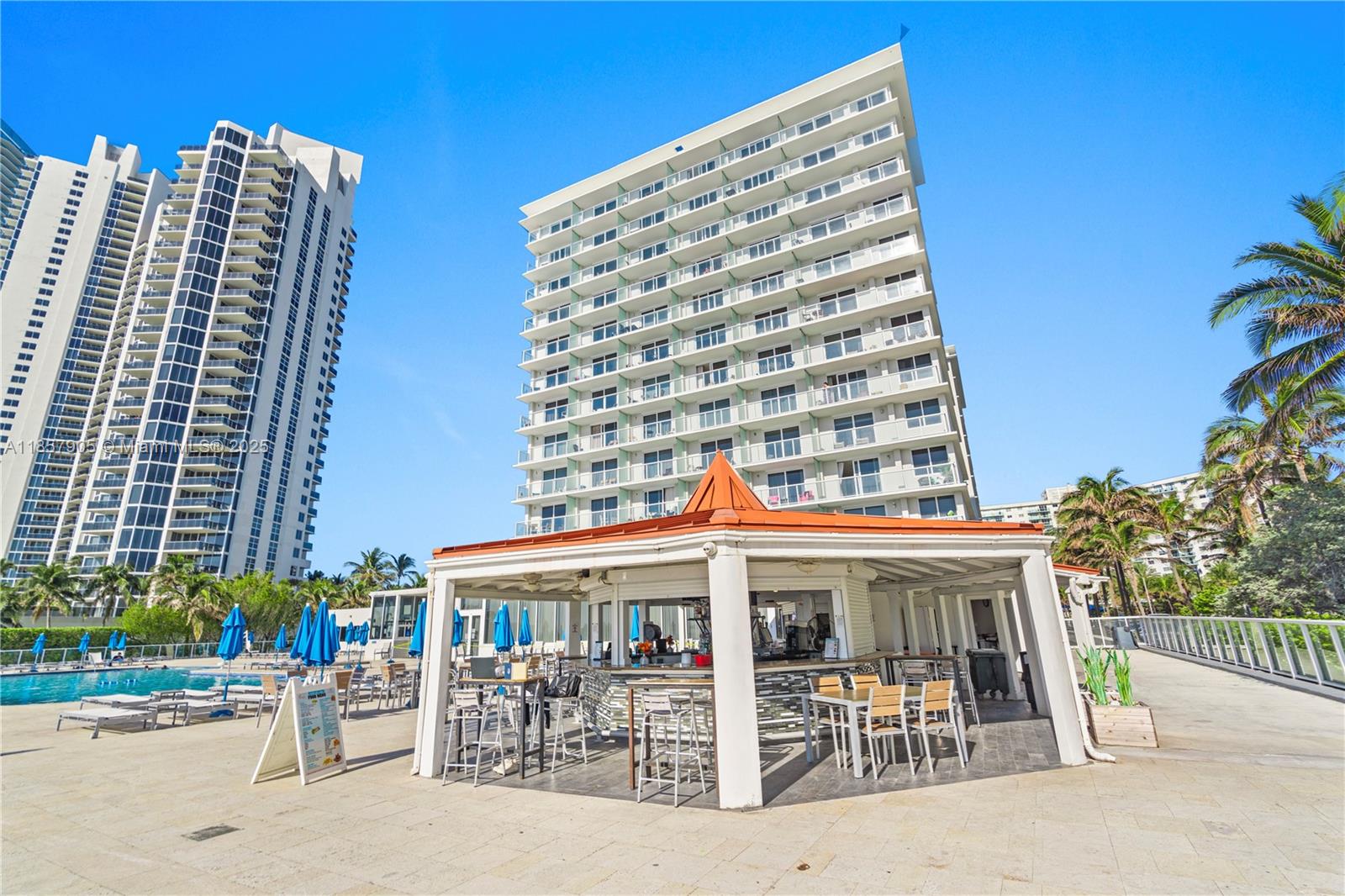 THE AVENTURA BEACH CLUB C - Residential