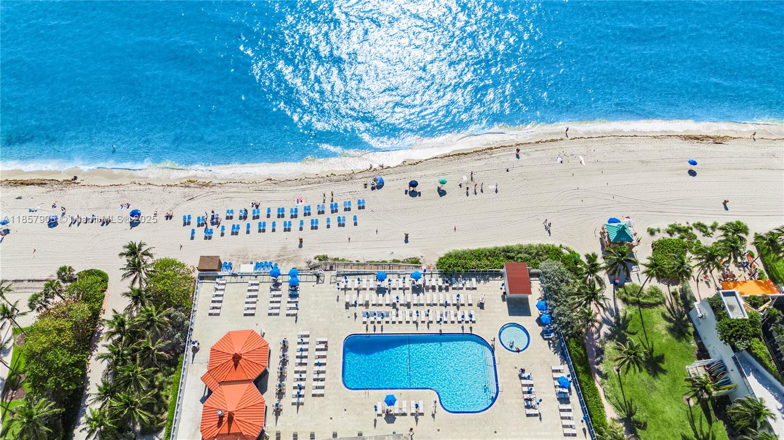 THE AVENTURA BEACH CLUB C - Residential