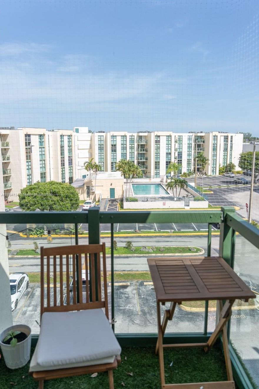 Amazing Modern Remodeled Unit on the 5th Floor, 2 Beds 2 Bath, Balcony has plenty of natural light. Main Room with blackout shades and Bathroom with spectacular finishes, Kitchen equipped with Stainless Steel appliances, beautiful granite countertops, good cabinet space, washer and dryer inside the unit, water included, enjoy the convenience of being near to FIU, Dolphin Mall, Hospitals, Schools, Restaurants, supermarket, major Highways and more. Easy to show. Must see!! Prime Location!! First and Security Only.