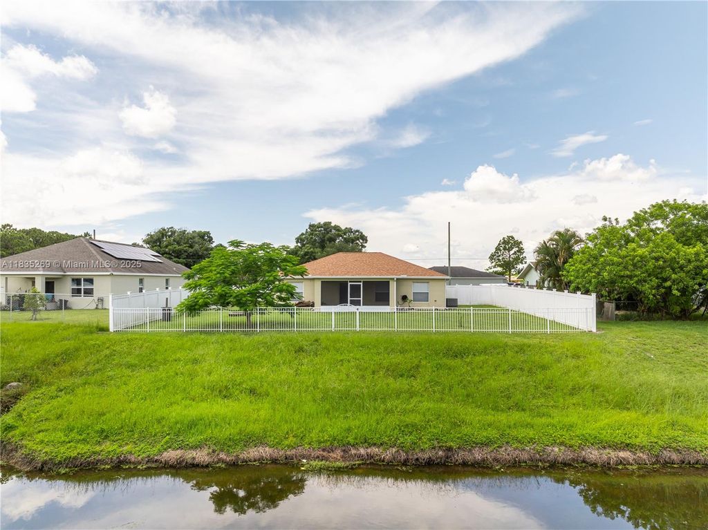 Photo of 2357 SW Chestnut Ln, Port St Lucie, FL 34953 (MLS # A11835269)