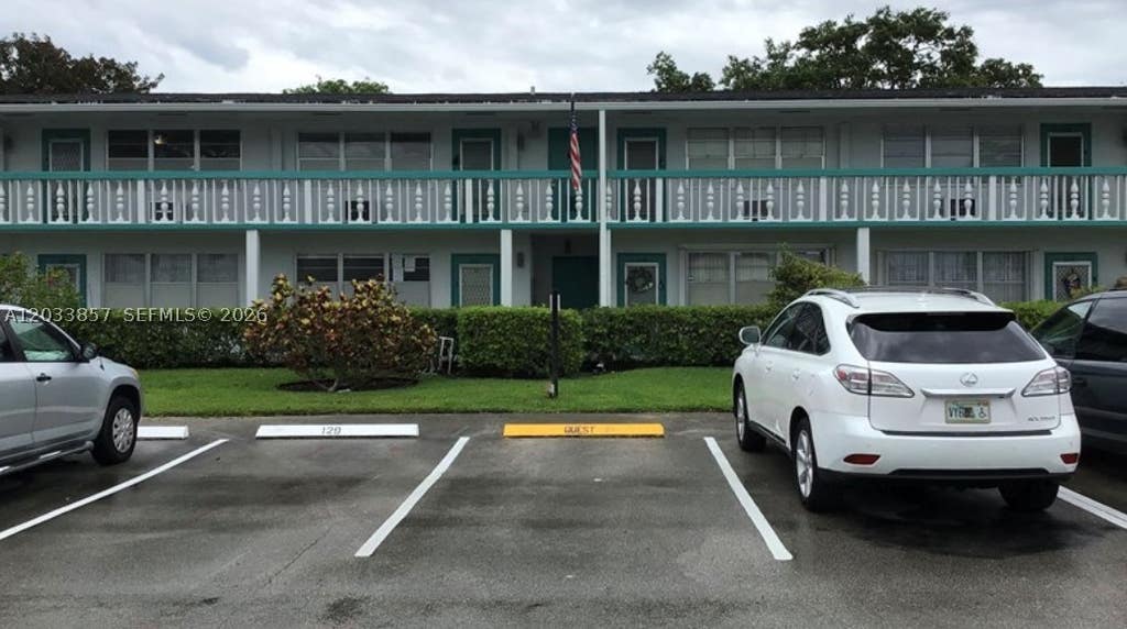 Photo of 143 Ventnor I #143, Deerfield Beach, FL 33442 (MLS # A12033857)