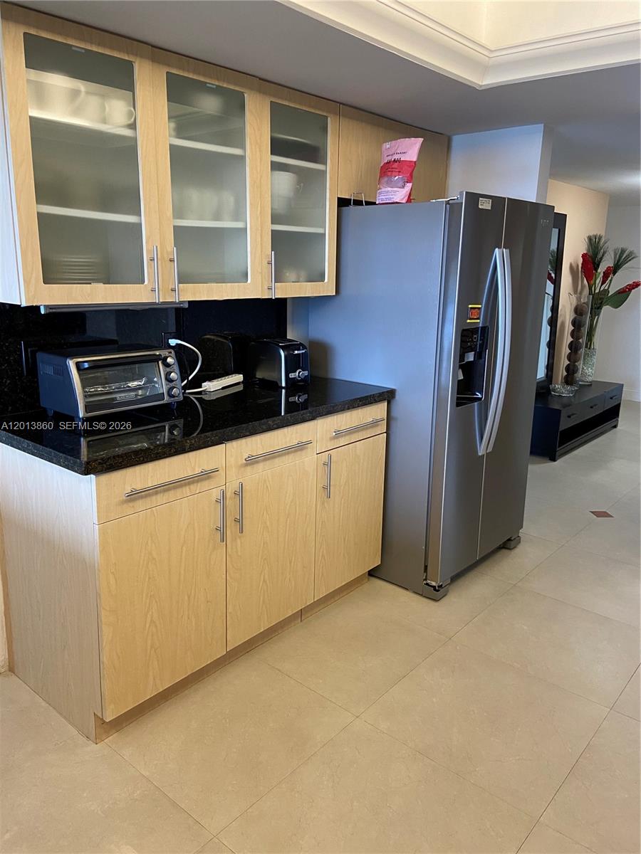 HAMPTON BEACH CLUB CONDO - Residential Lease