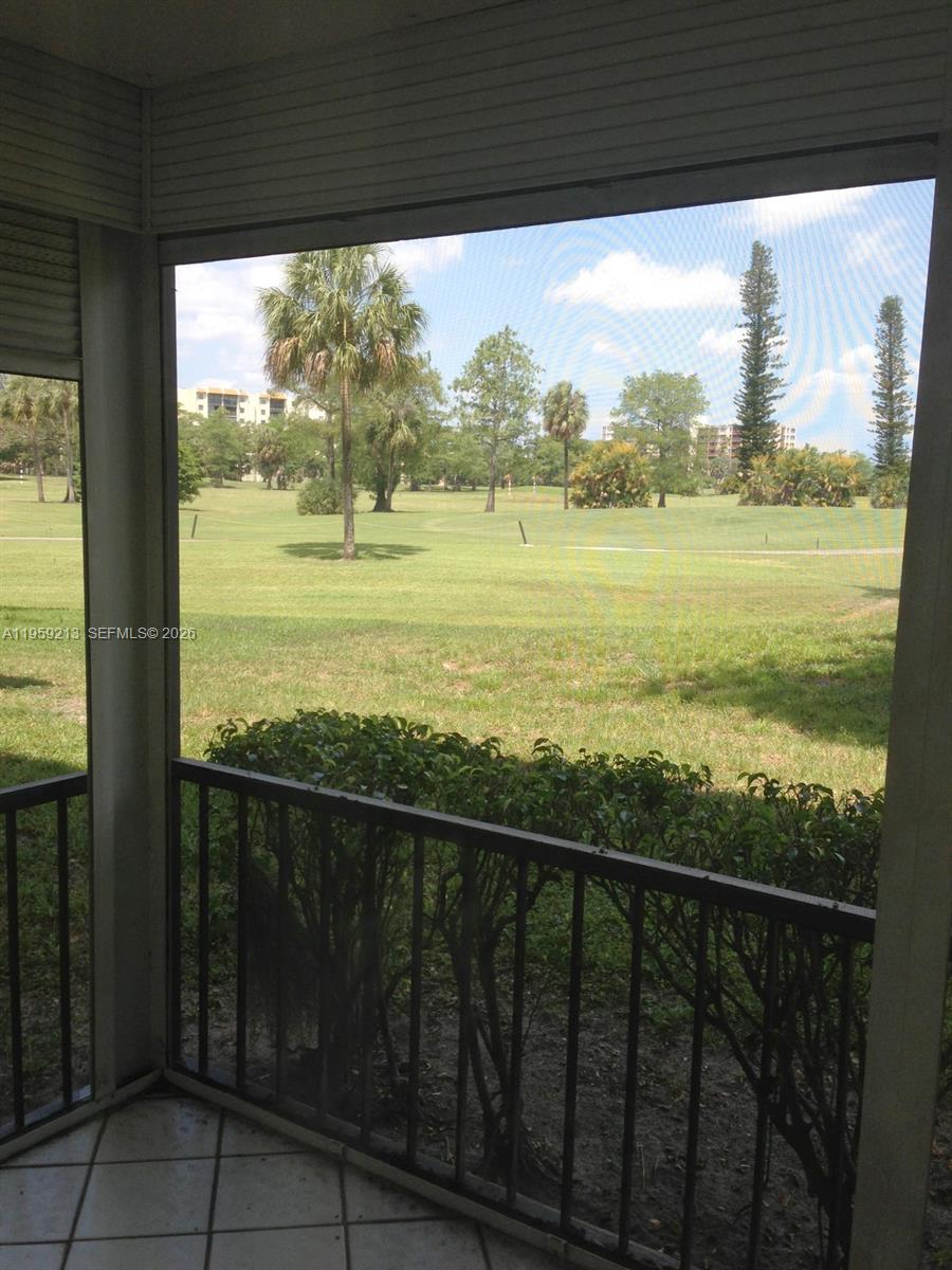 INVERRARY COUNTRY CLUB - Residential Lease