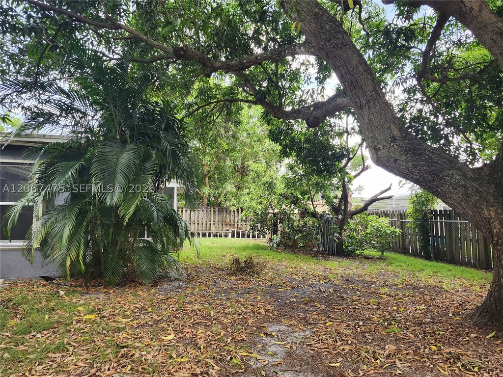 Photo of 6570 Thomas St #-, Hollywood, FL 33024 (MLS # A12067475)