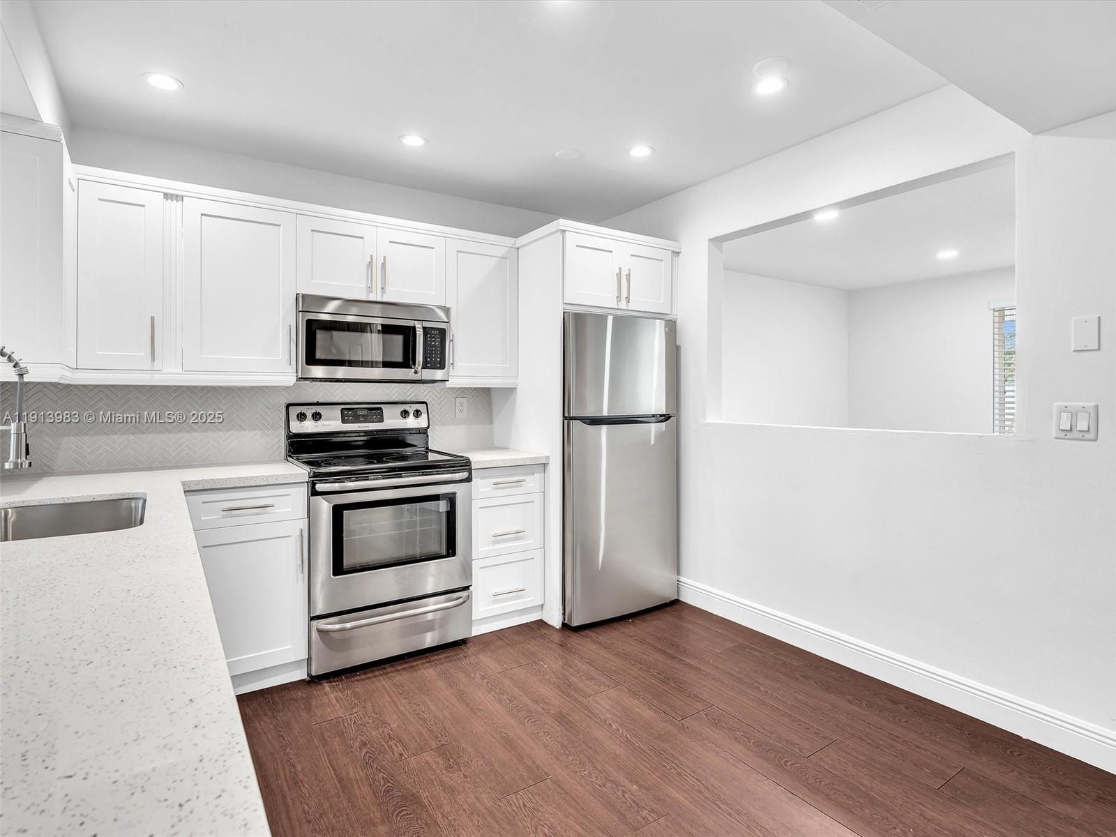 SWAY SHORES - Residential Lease