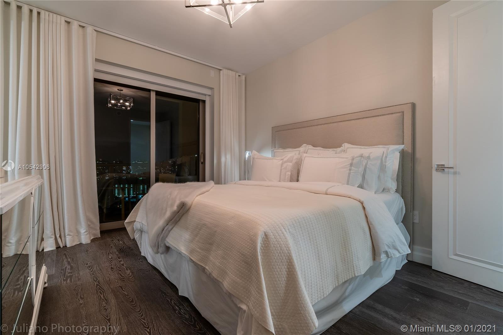 Mansions at Acqualina - Residential