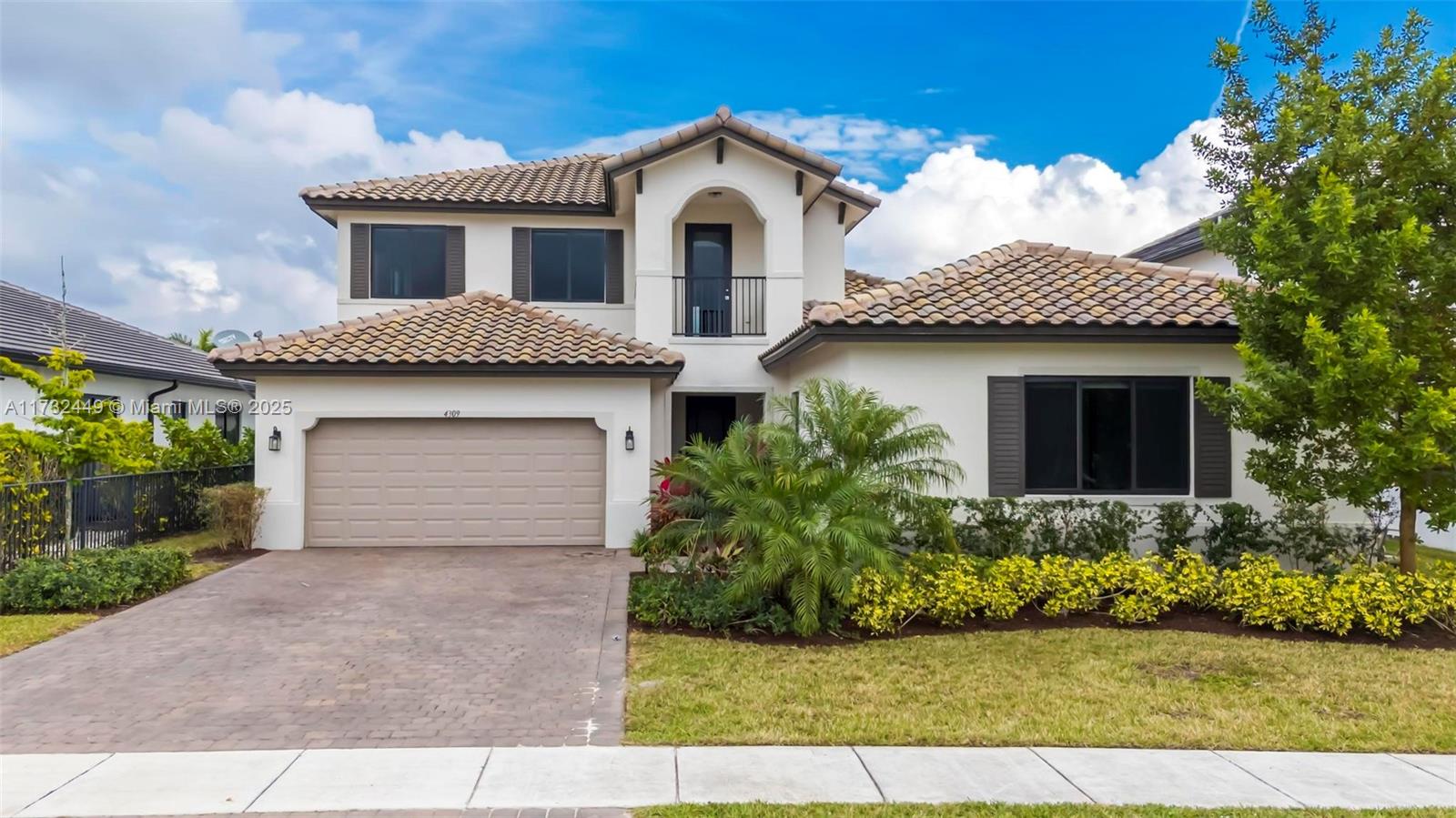 Property for Sale at 4309 Sw 176th Ave, Miramar, Broward County, Florida - Bedrooms: 5 
Bathrooms: 5  - $1,425,000