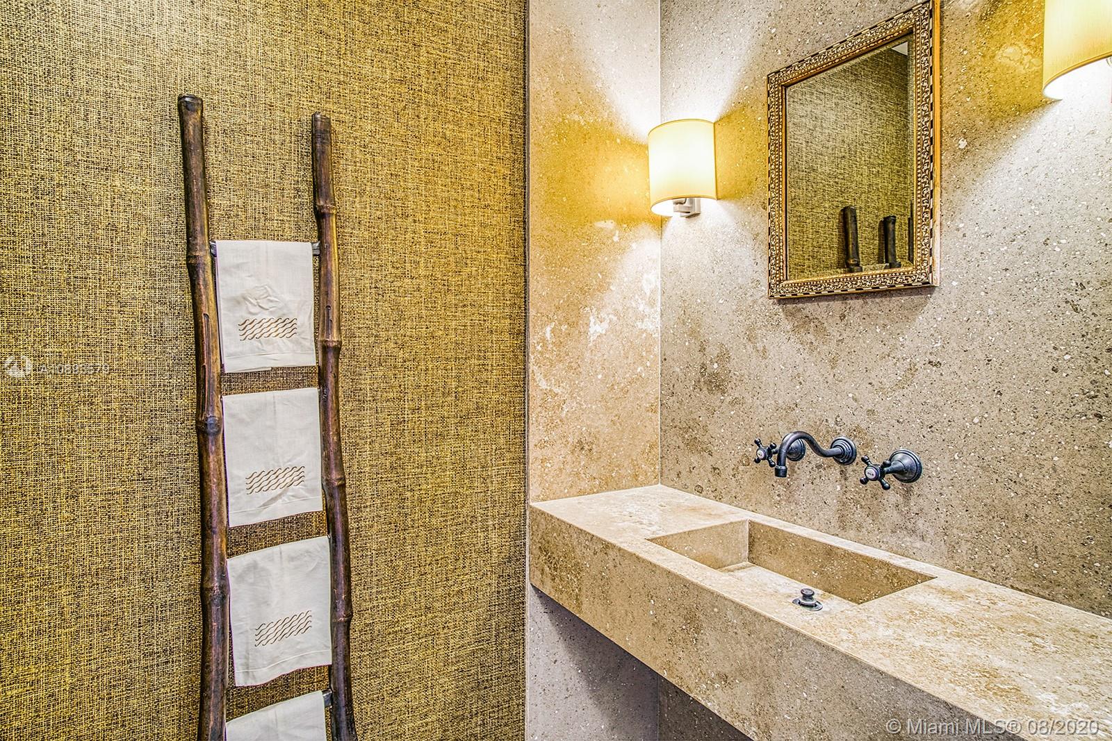 OCEANSIDE FISHER ISL COND - Residential