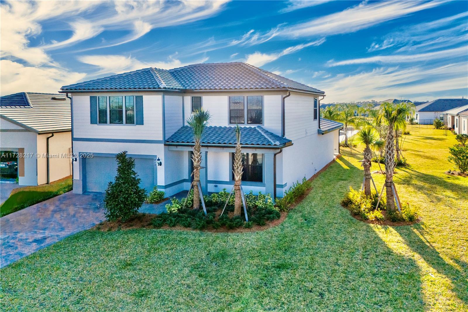 STUNNING and SPACIOUS Whitestone House! Built in 2023, 5 bed and 4 full bath, 2,894 sqft, home on the lake with pocket sliders to enjoy eastern exposure waterview. Owner's suite and One guest bedroom, which could be used as on office, on main level. Enjoy entertaining in the large loft upstairs. Home has been elegantly upgraded with designer finishes. Tenants occupied until 05/31/2025.