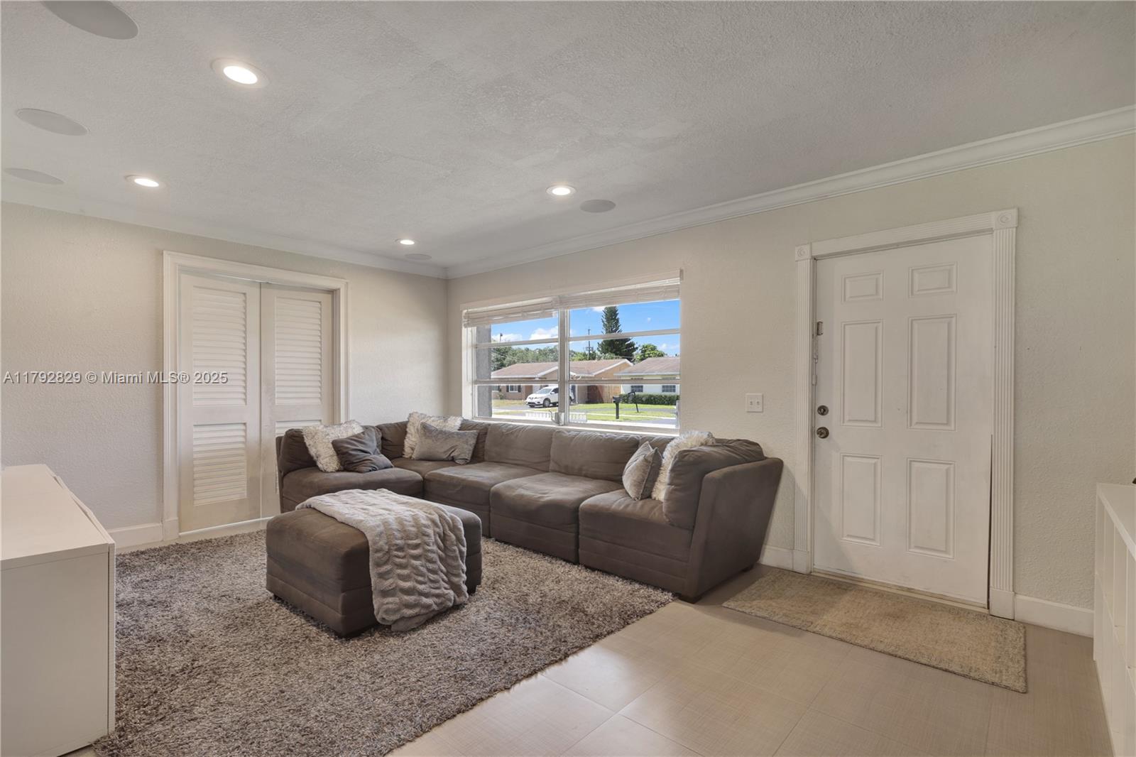 11450 NW 45th Pl