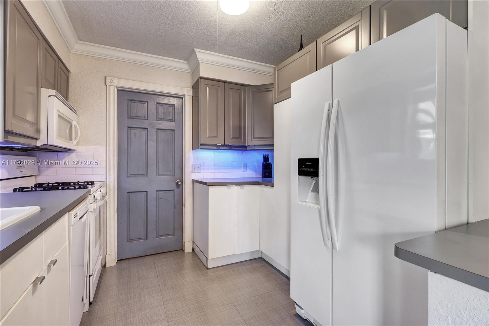 11450 NW 45th Pl