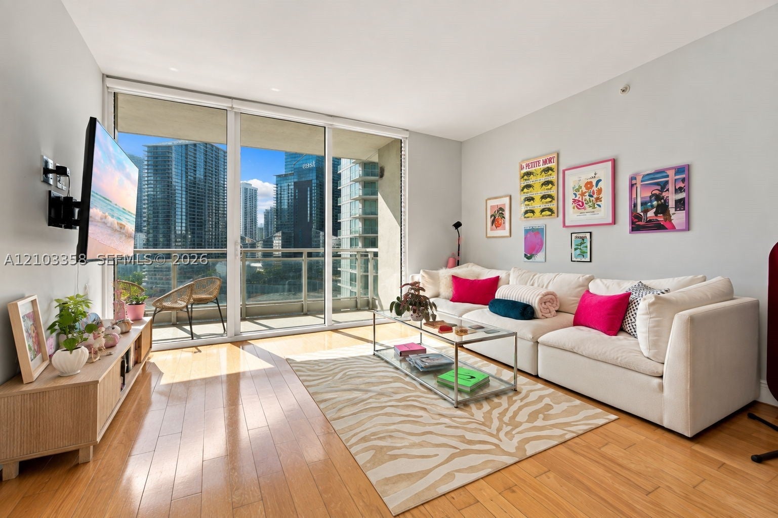 90 SW 3rd St 2014