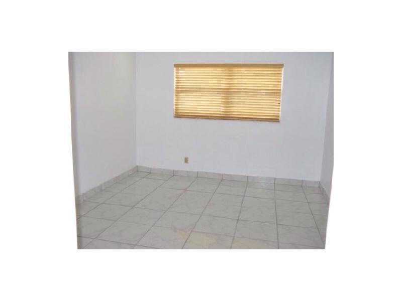 PARADISE GARDENS INC COND - Residential Lease