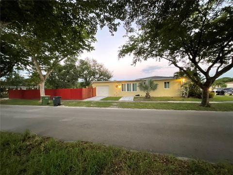385 NW 129th St North Miami FL 33168