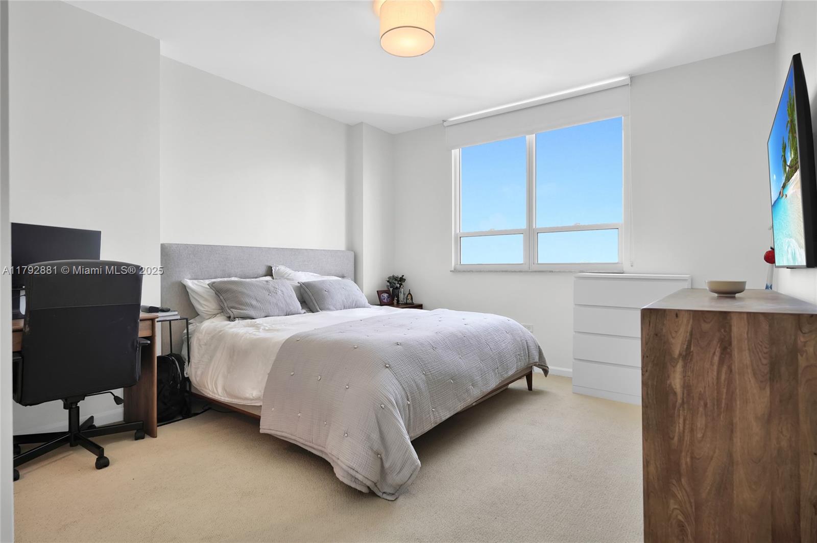 COURTS BRICKELL KEY CONDO - Residential Lease