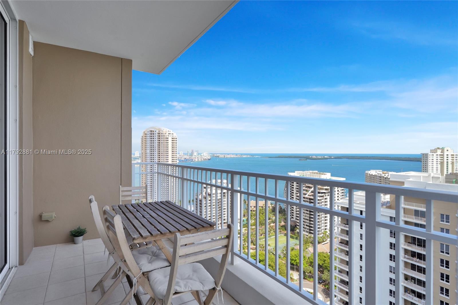 COURTS BRICKELL KEY CONDO - Residential Lease