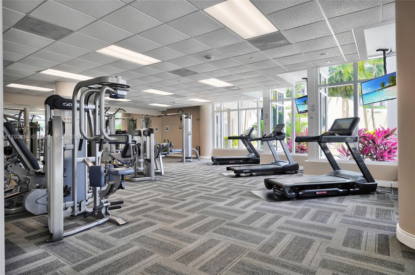 COURTS BRICKELL KEY CONDO - Residential Lease
