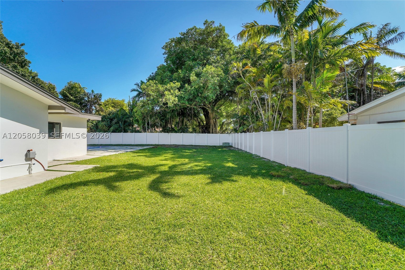 8820 SW 182nd Ter