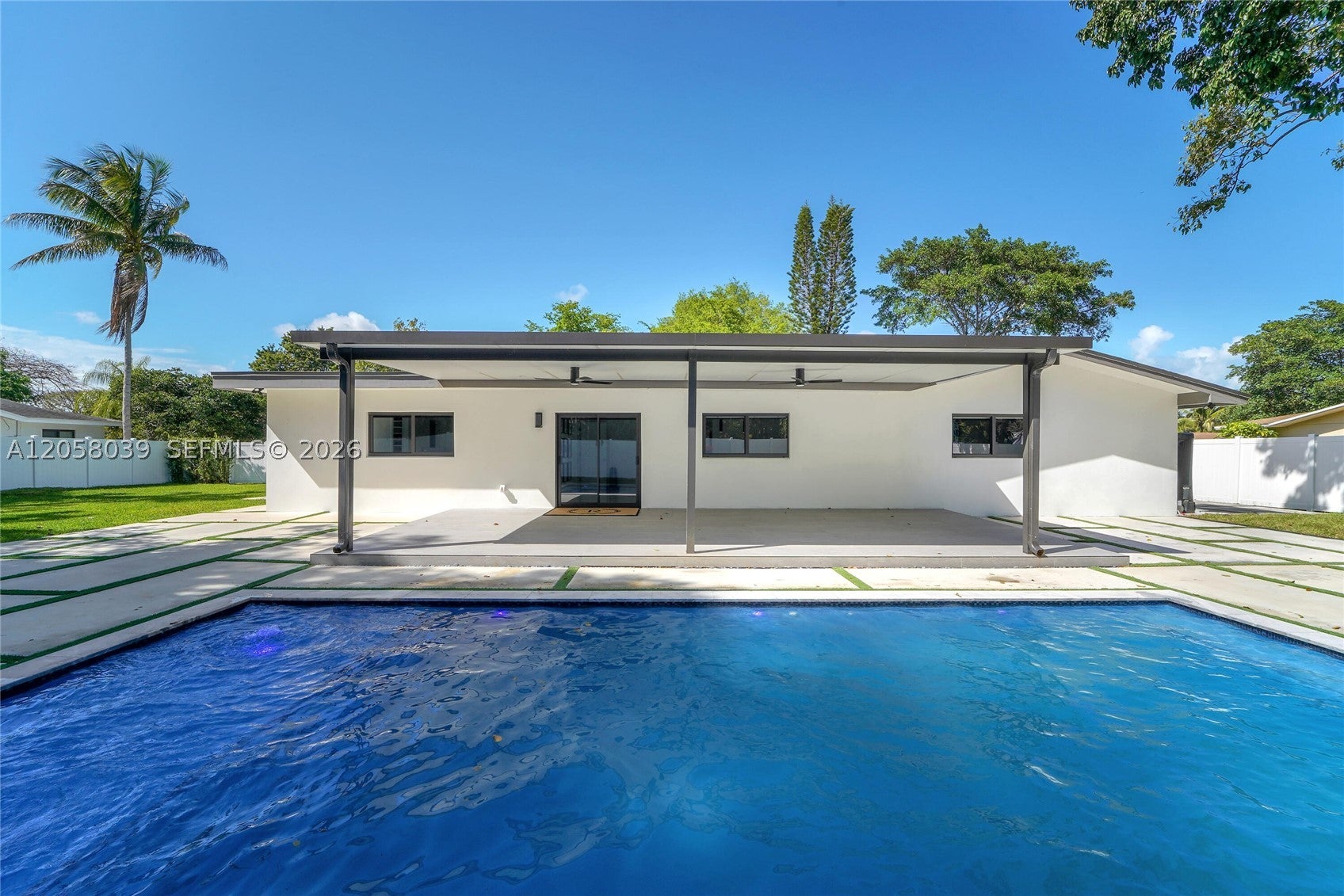 8820 SW 182nd Ter