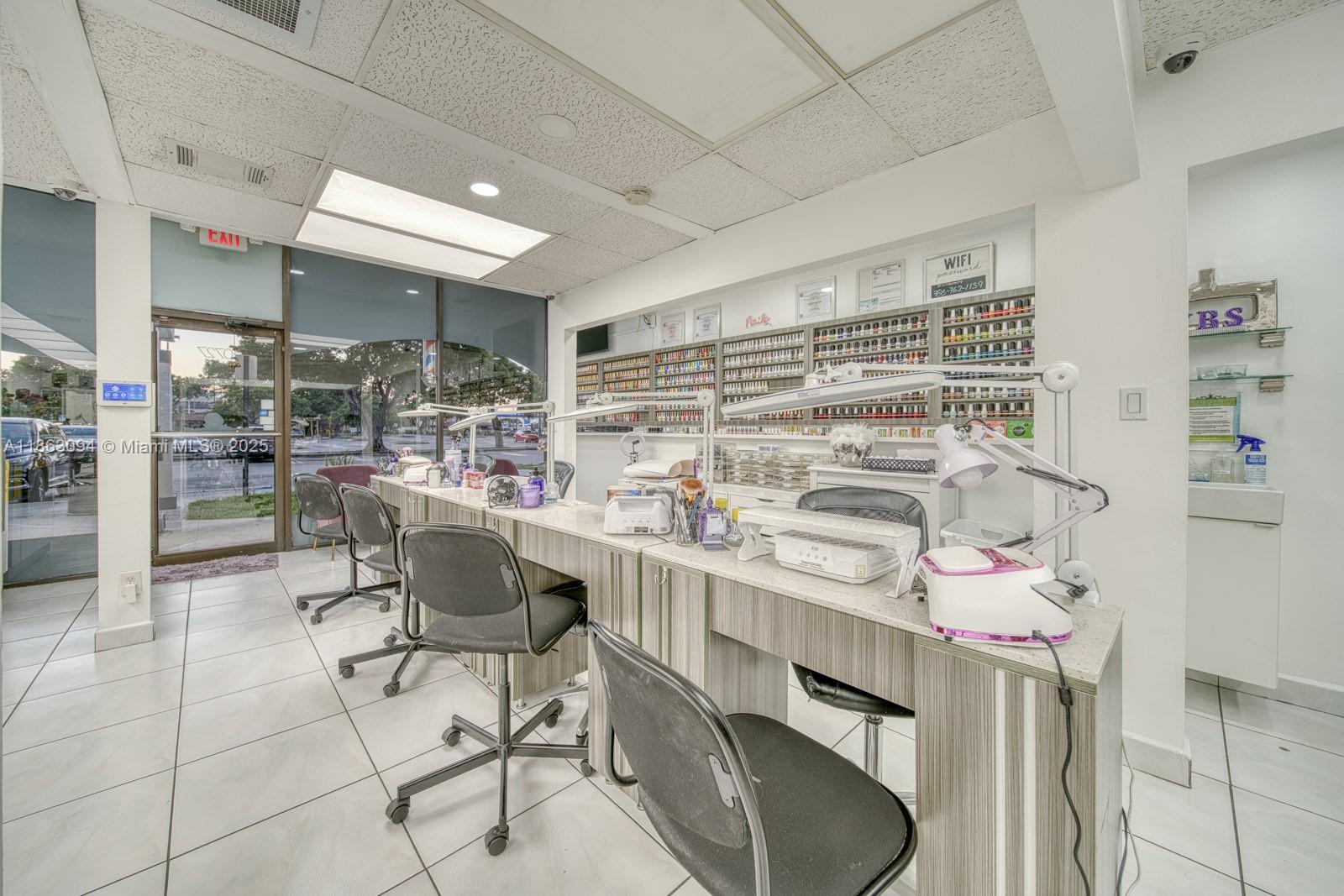 Full Service Beauty Salon On Flagler St