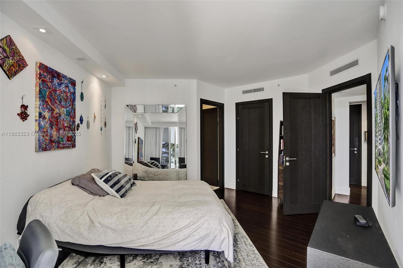 ATLANTIC I AT THE POINT C - Residential