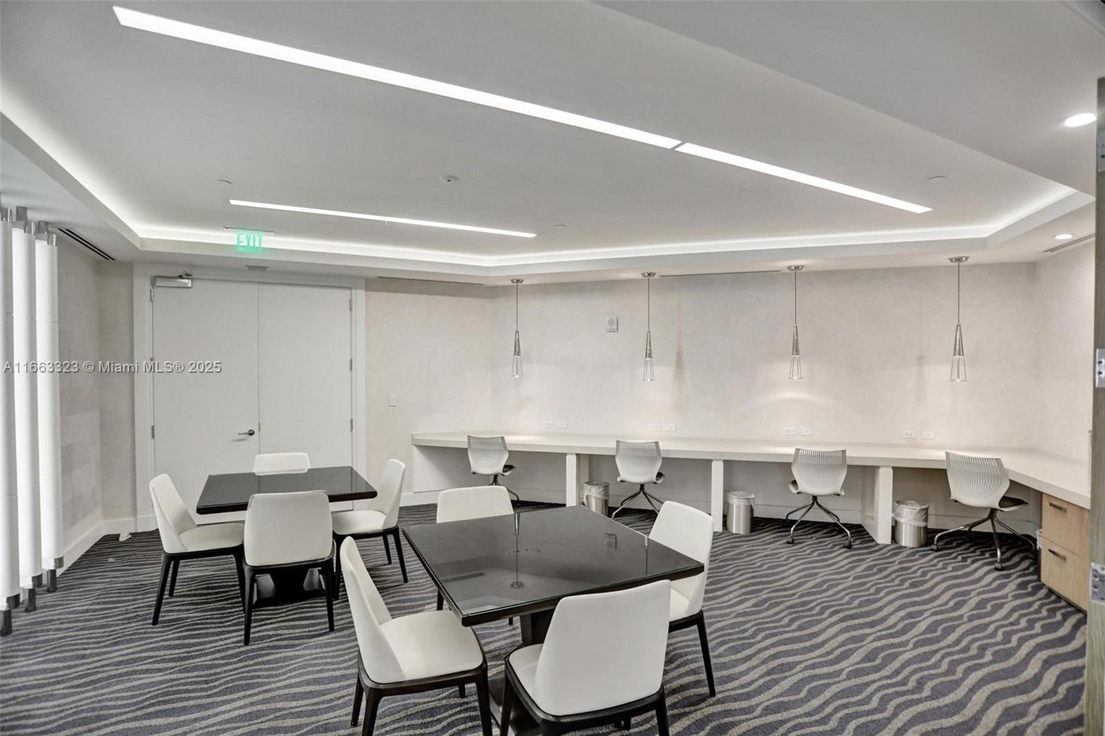 ATLANTIC I AT THE POINT C - Residential